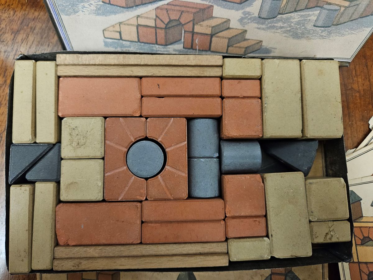 Antico Kit da Costruzione