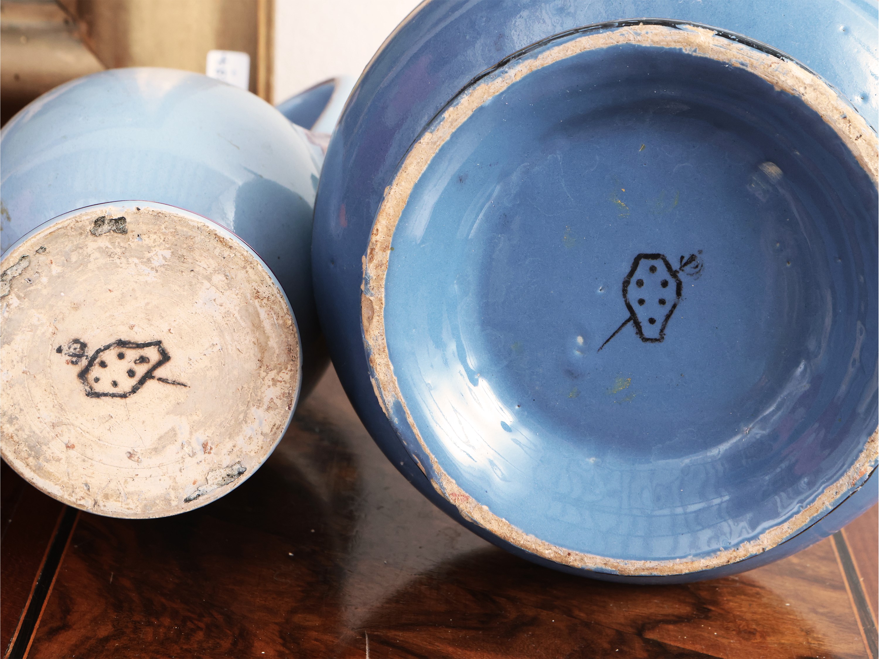 Due Coppie di Vasi in Maiolica