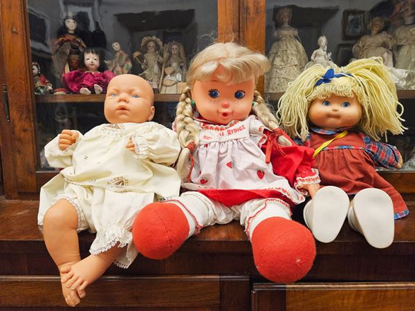 Three vintage dolls