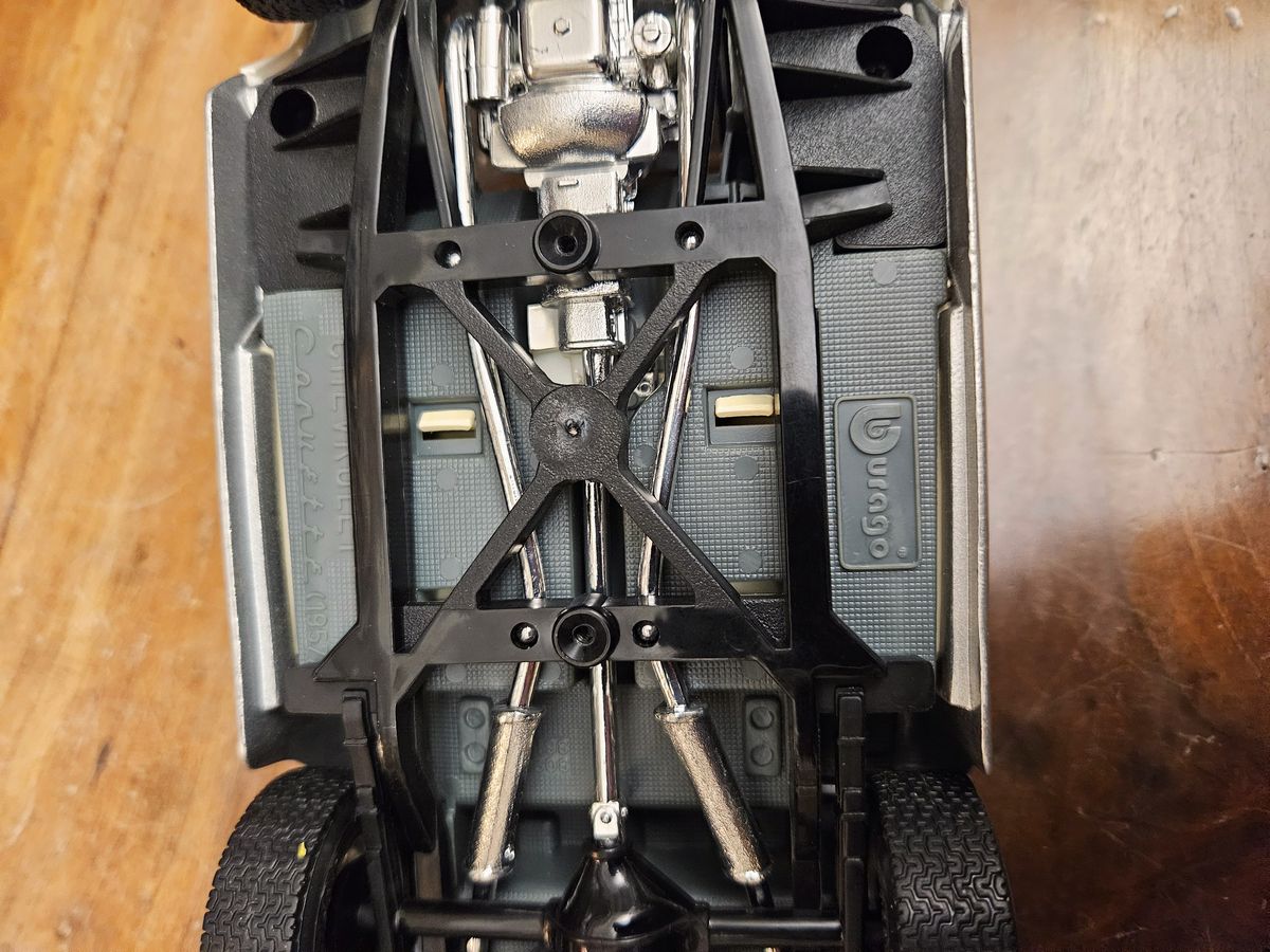 Tre Modellini di Auto D'epoca