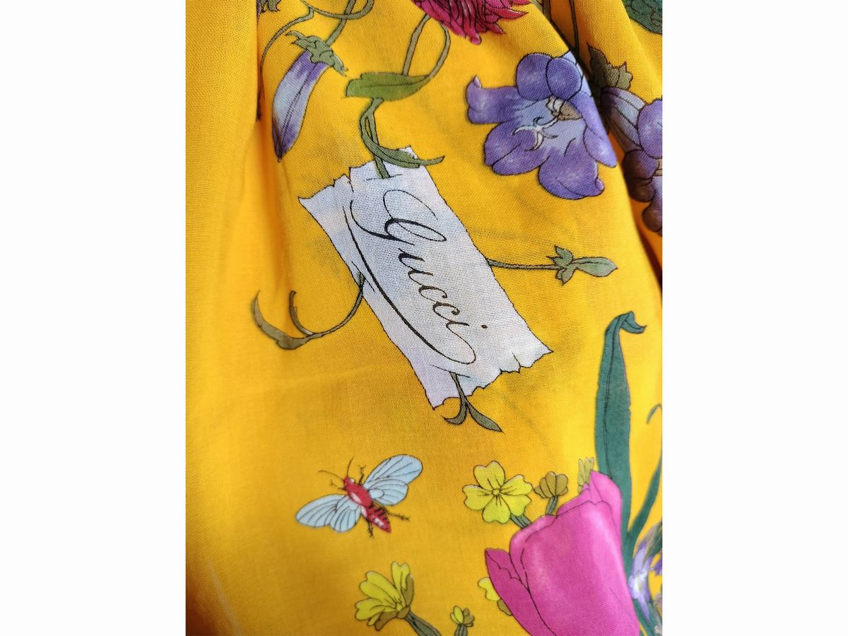Gucci, Grande Foulard/pareo in Cotone Giallo 'flora'