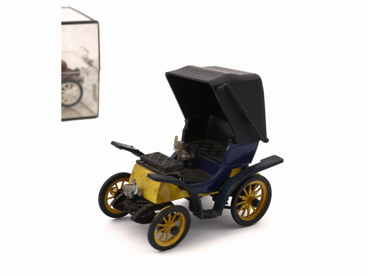 Dugu, 9 Modellini di Auto D'epoca