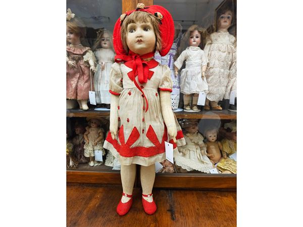 Bambola in panno in stile Lenci