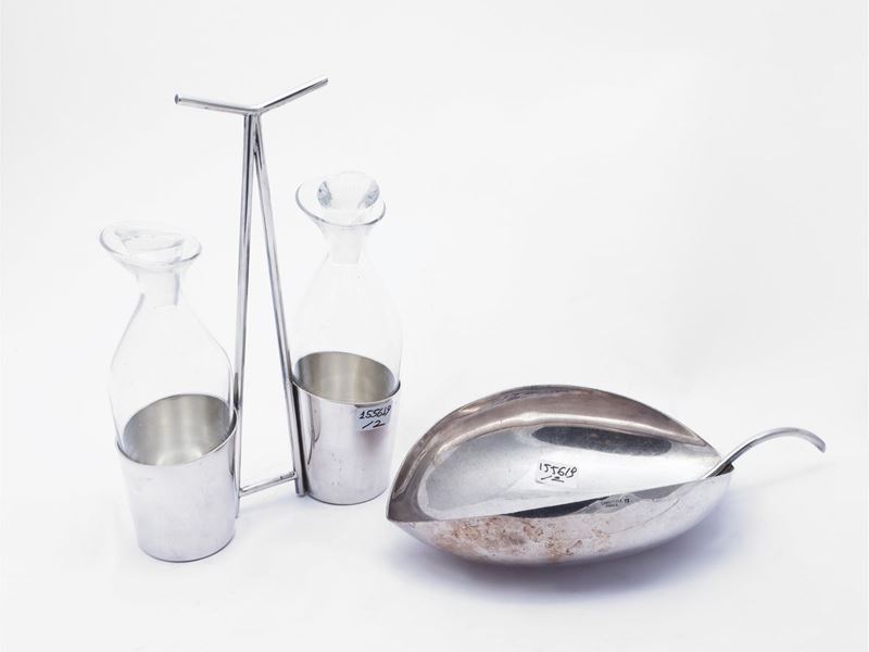 Due Accessori da Tavola in Vetro e Metallo Argentato