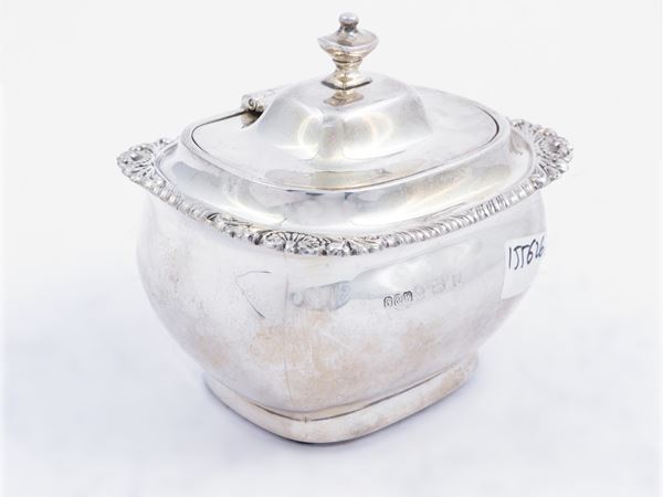 Silver sugar bowl, Birmingham, 1908