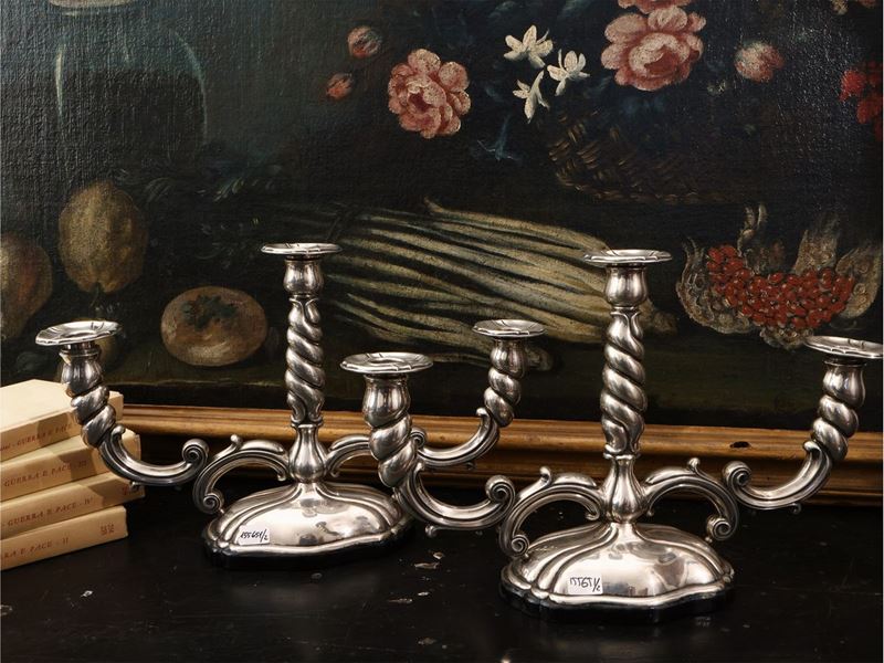 Coppia di Cadelabri in Argento