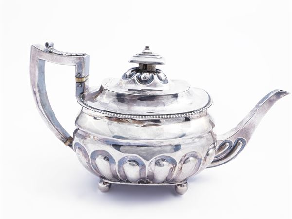 Silver coffee pot, London, 1810