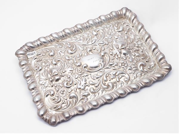 Silver mail tray, City of Sheffield 1903  - Auction A florentine house. Between tradition and modernity Silvers - I - - Maison Bibelot - Casa d'Aste Firenze - Milano