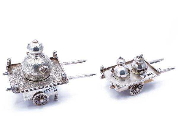 Two small silver groups  (China)  - Auction A florentine house. Between tradition and modernity Silvers - I - - Maison Bibelot - Casa d'Aste Firenze - Milano