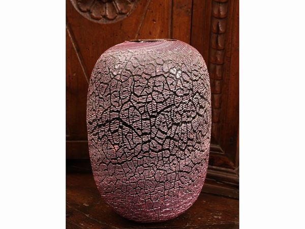 Crackle glass vase