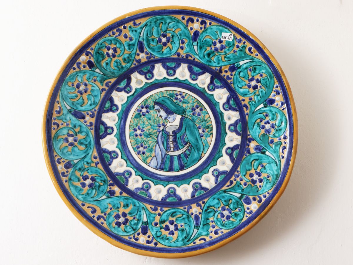 Coppia di Piatti da Parata in Ceramica