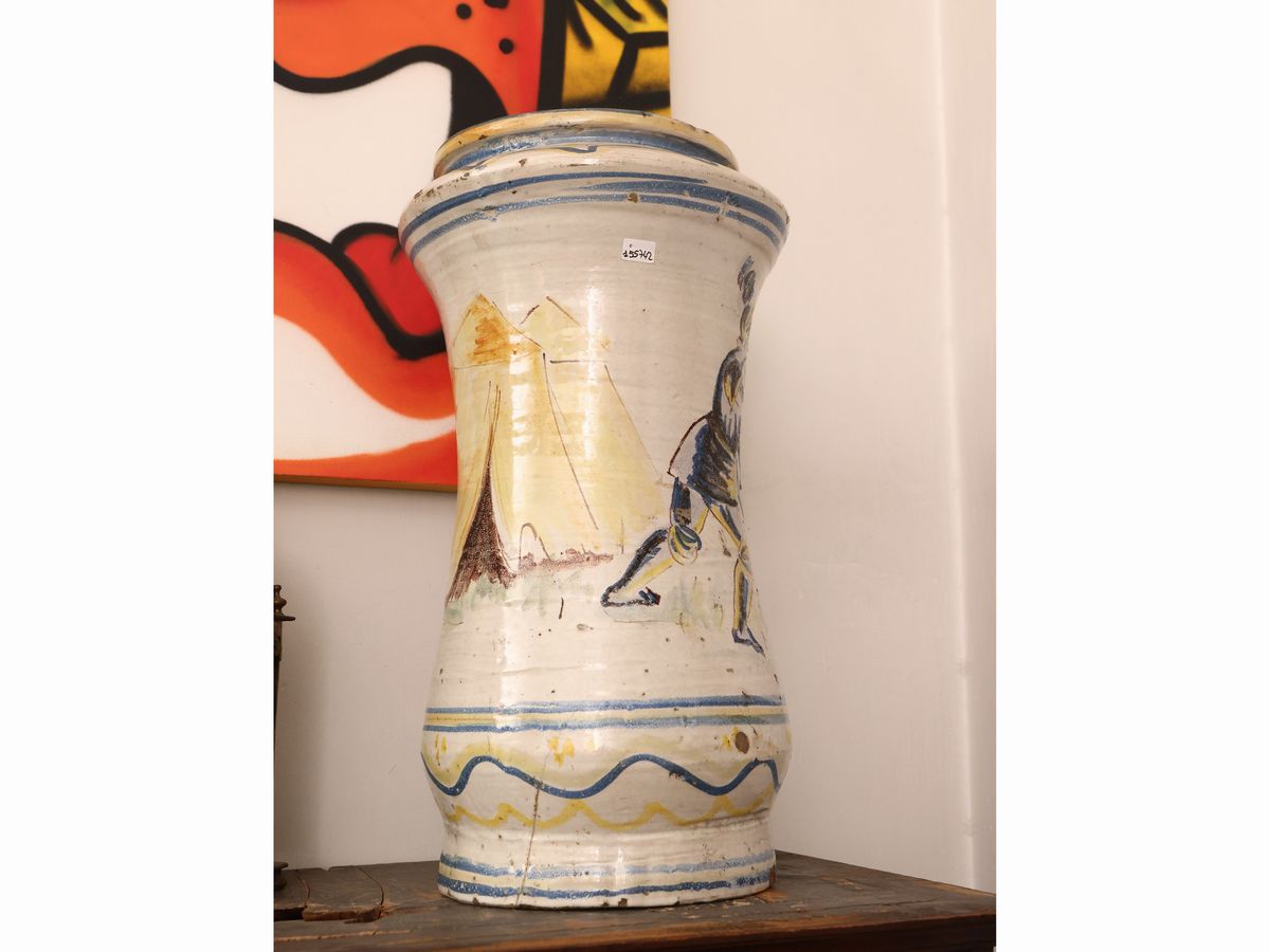 Grande Vaso Albarello in Maiolica