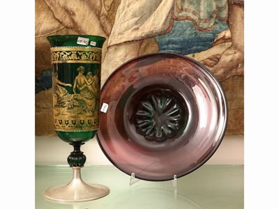 Grande Calice in Vetro Soffiato Verde Lumeggiato in Oro