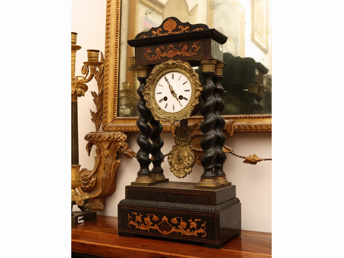 Orologio da Tavolo a Tempietto in Legno Ebanizzato