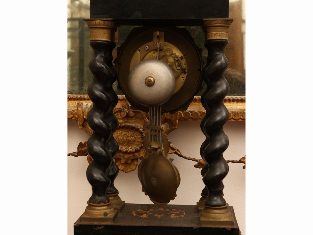 Orologio da Tavolo a Tempietto in Legno Ebanizzato