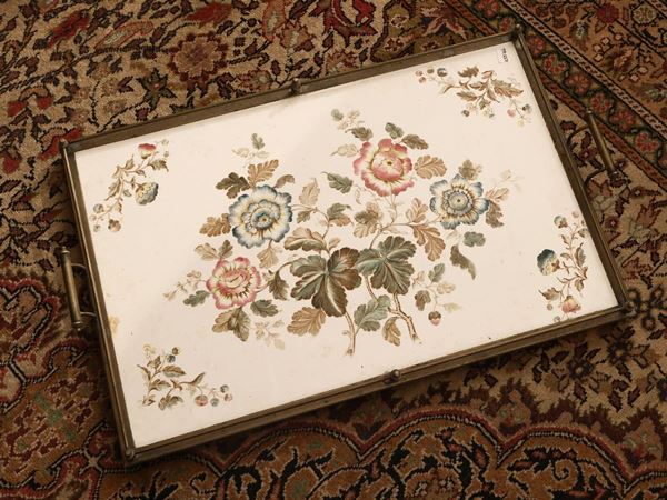 Grande vassoio in ceramica e metallo