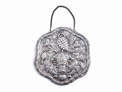 Scatola Portaessenze in Argento, India Inizio del XX Secolo