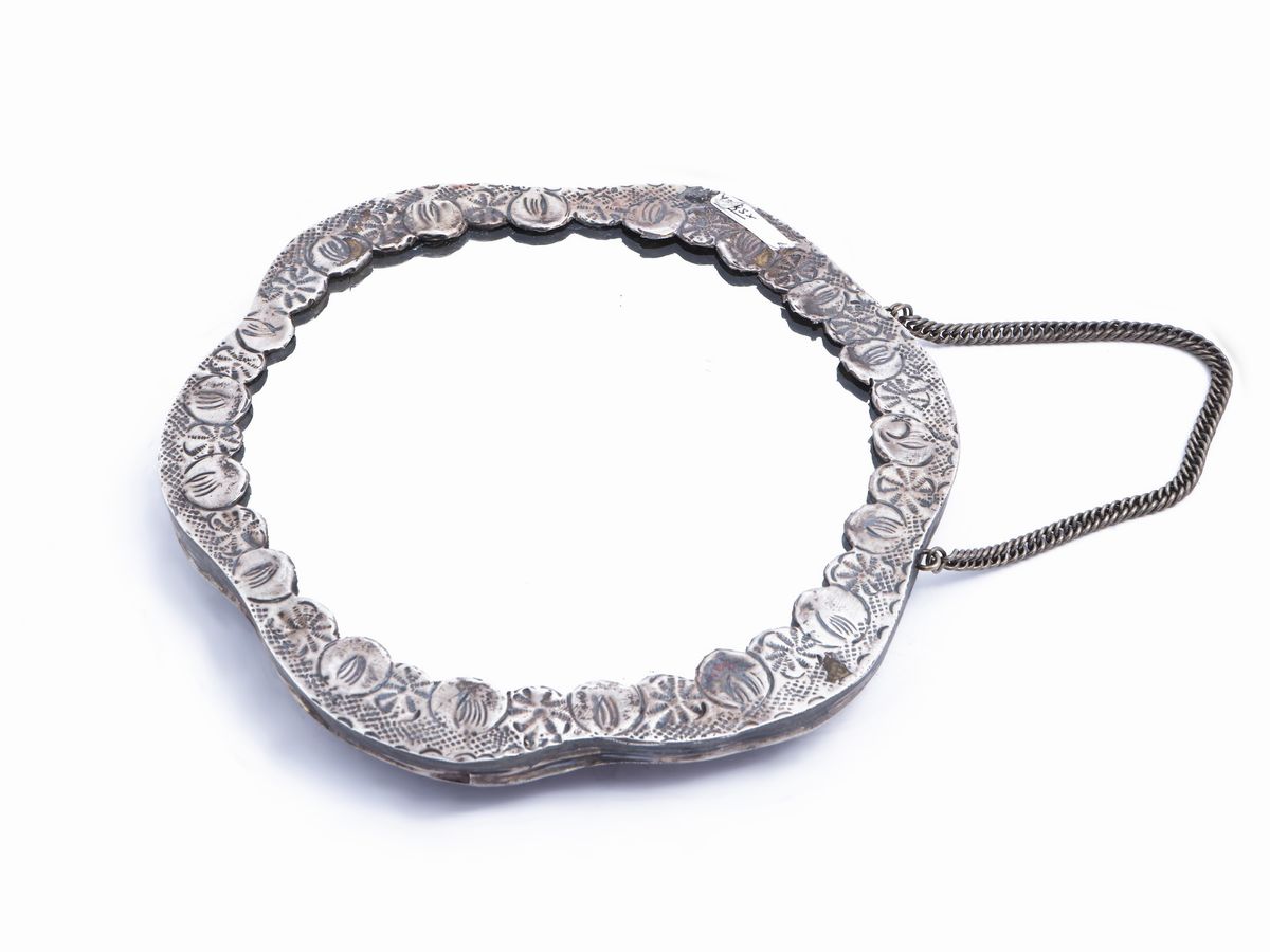Scatola Portaessenze in Argento, India Inizio del XX Secolo