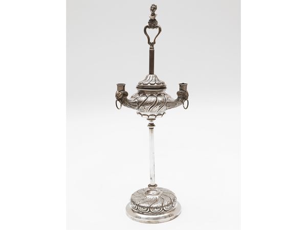 Florentine oil lamp in silver