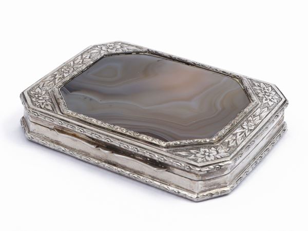 Silver and agate snuffbox