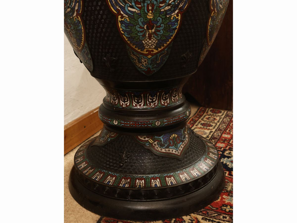 Grande Vaso in Bronzo e Smalti Cloisonné