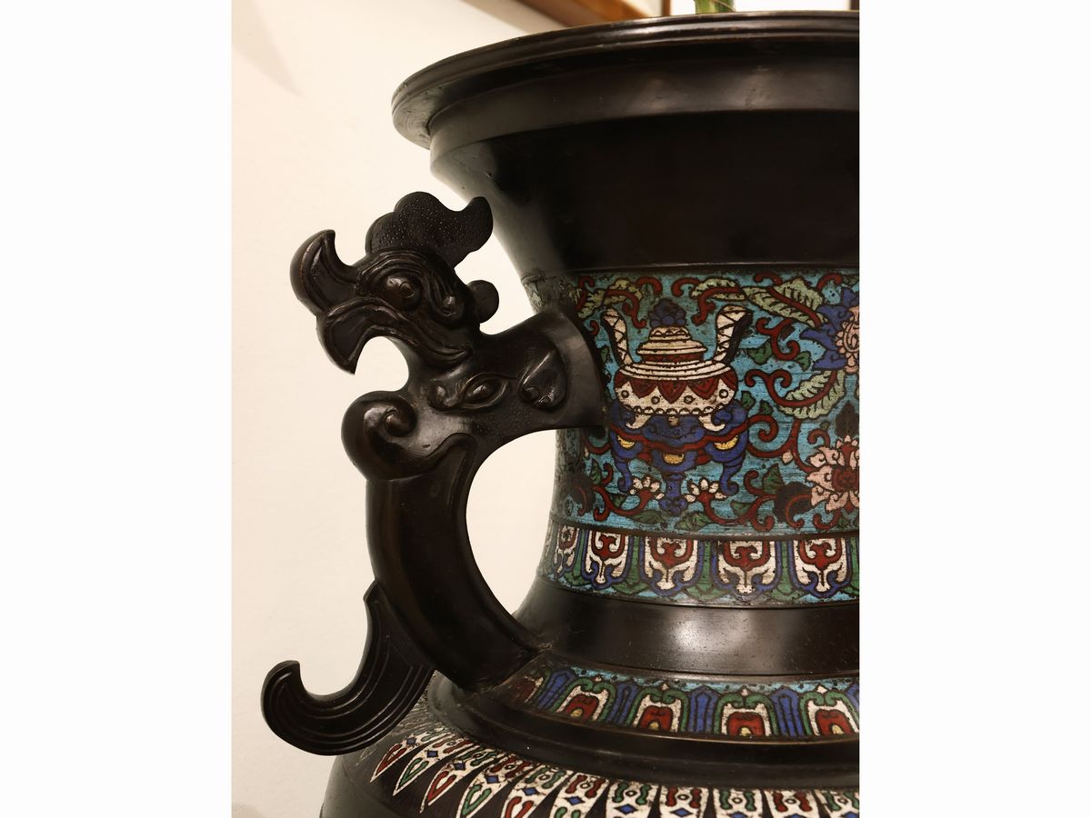 Grande Vaso in Bronzo e Smalti Cloisonné