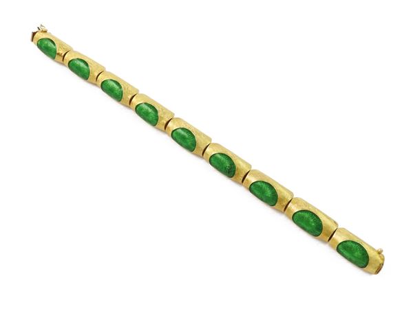 Yellow gold bracelet with green enamel