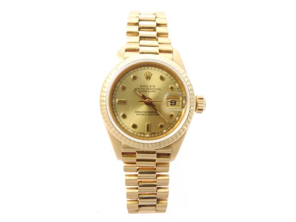 Yellow gold Rolex Datejust lady wristwatch