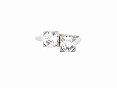 Anello Contrarié in Oro Bianco con Diamanti