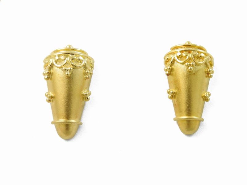 Due Paia di Orecchini in Oro Ad Alto Titolo