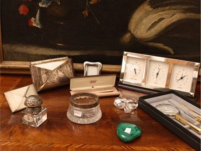 Lotto di Curiosità da Scrivania