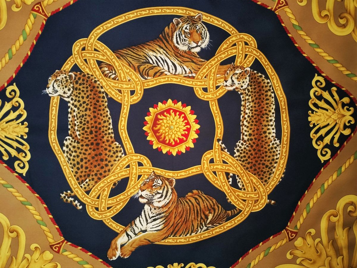 Salvatore Ferragamo, Foulard in Seta Animalier