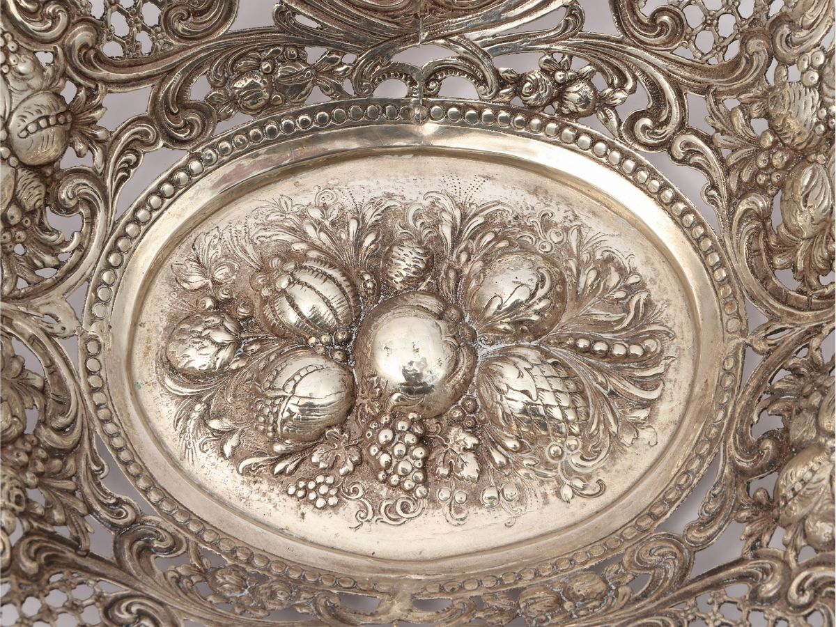 Due Cestini Porta Bonbon in Argento D'epoca