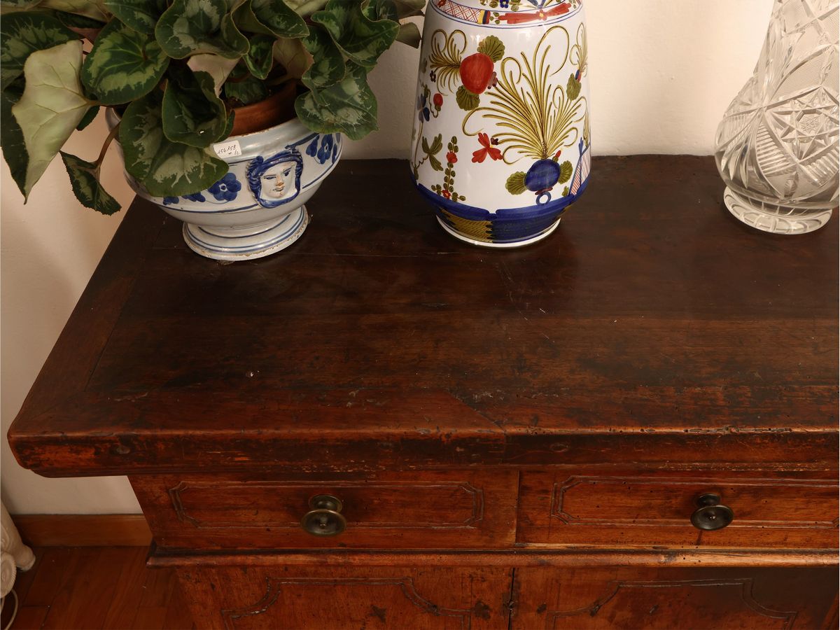 Credenza Rustica in Noce