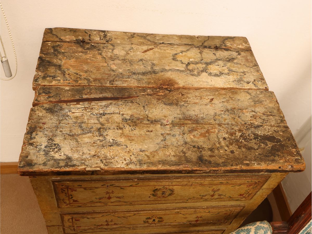 Comodino in Legno Laccato Color Crema