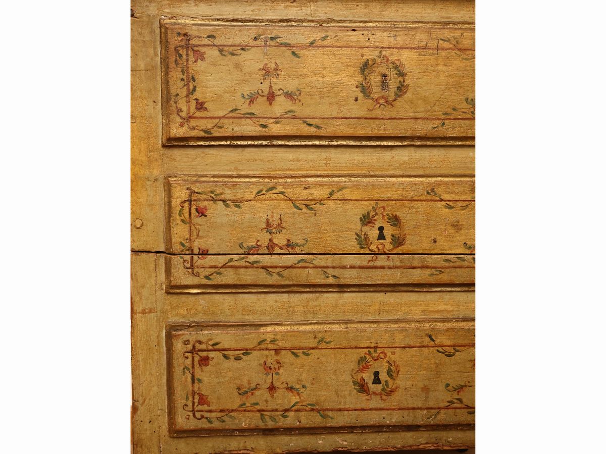 Comodino in Legno Laccato Color Crema