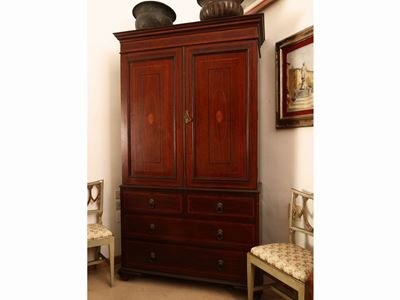 Armadio per Guardaroba Maschile in Satinwood