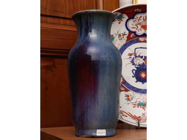 Porcelain vase, China, early 20th century  - Auction A florentine house. Between tradition and modernity Collection, paintings and furnishing - III - - Maison Bibelot - Casa d'Aste Firenze - Milano