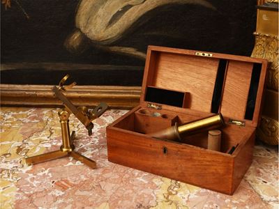 Microscopio D'epoca