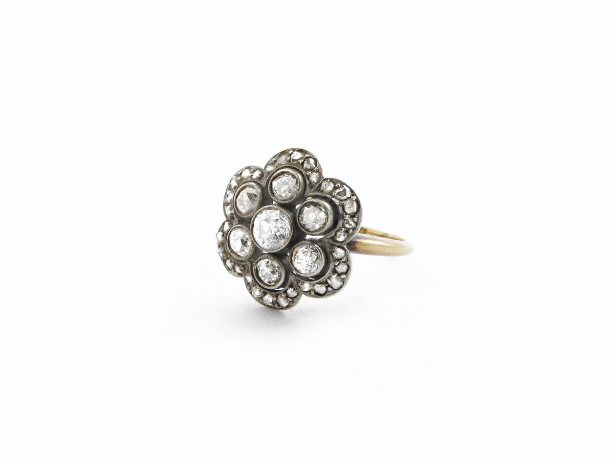 Anello in Oro Giallo e Argento con Diamanti