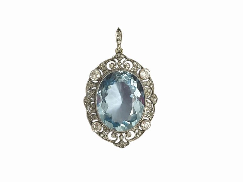 Pendente in Oro e Platino con Diamani e Acquamarina