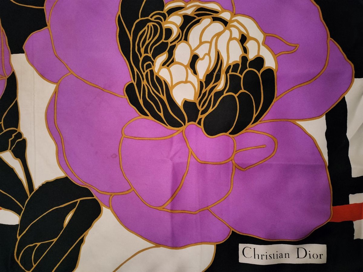 Christian Dior, Foulard in Seta