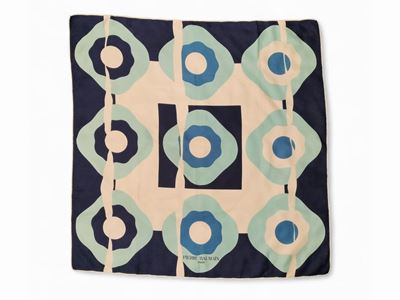Pierre Balmain, Foulard in Seta