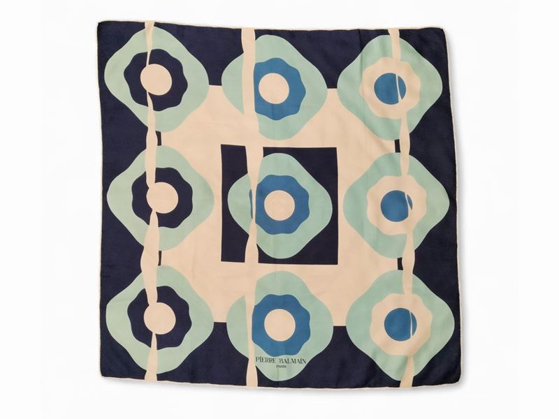 Pierre Balmain, Foulard in Seta