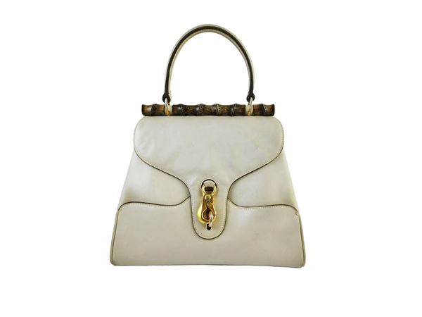 Gucci, Handbag in rice-colored leather and bamboo