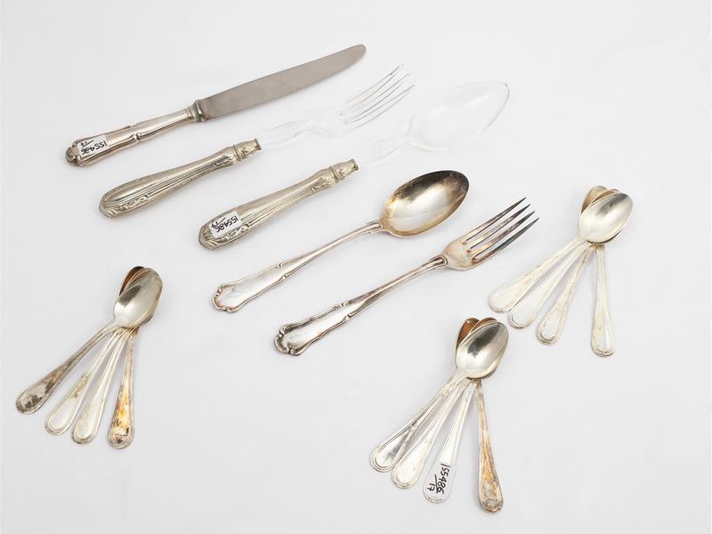 Assortimento di Posate in Argento