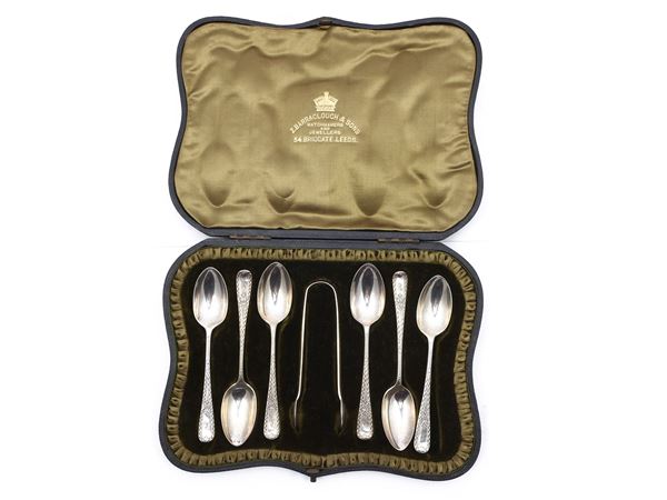 Serie di sei cucchiaini da te in argento