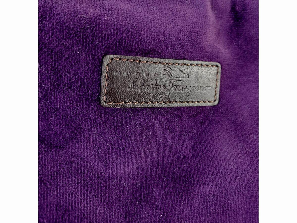 Salvatore Ferragamo, Shopper in Velluto Viola a Coste con Borsetta Abbinata