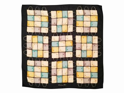 Christian Dior, Foulard in Seta