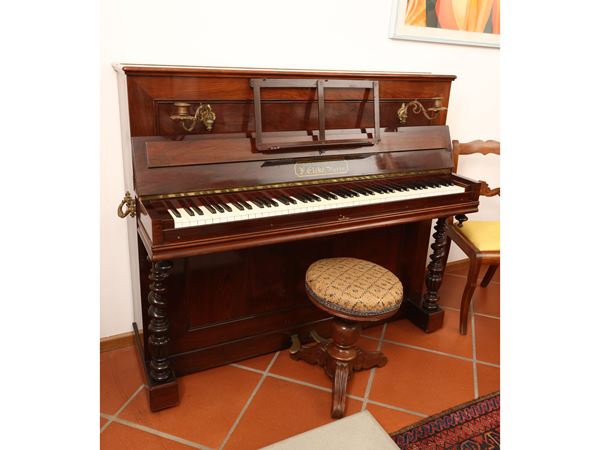Mahogany upright piano, F. Elché Paris